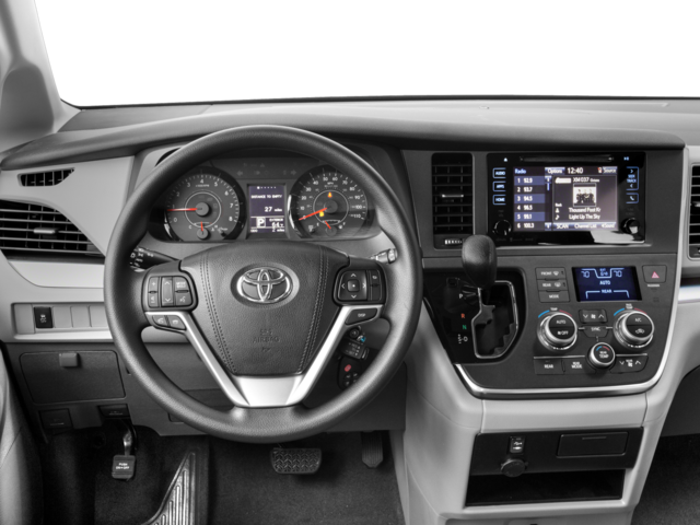 2017 Toyota Sienna LE Auto Access Seat