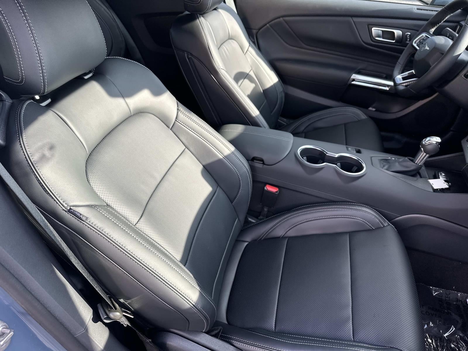 2026 Ford Mustang ECOBOOST PREMIUM CONVERTI