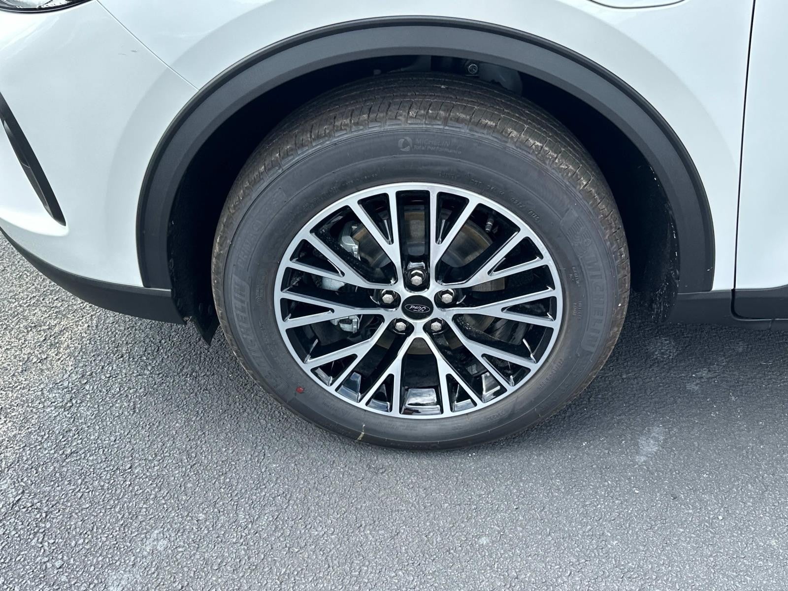 2025 Ford Escape PHEV FWD