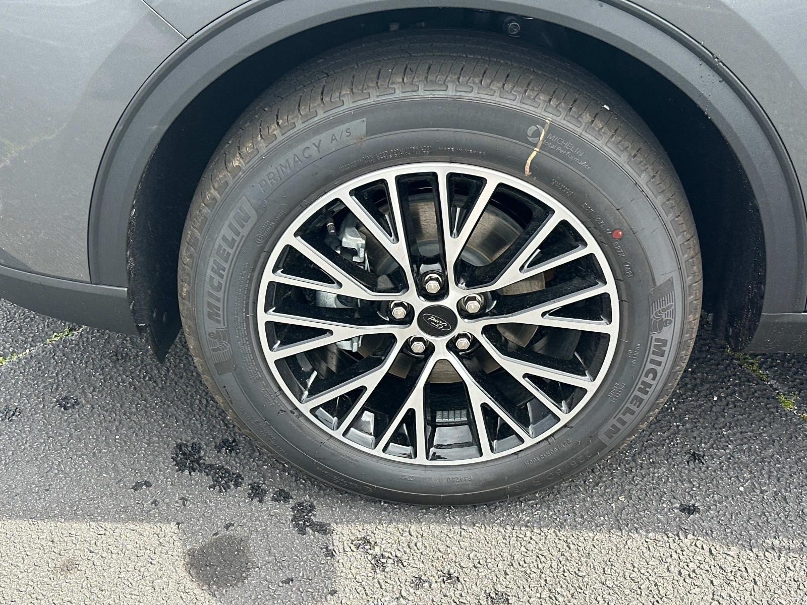 2025 Ford Escape PHEV FWD