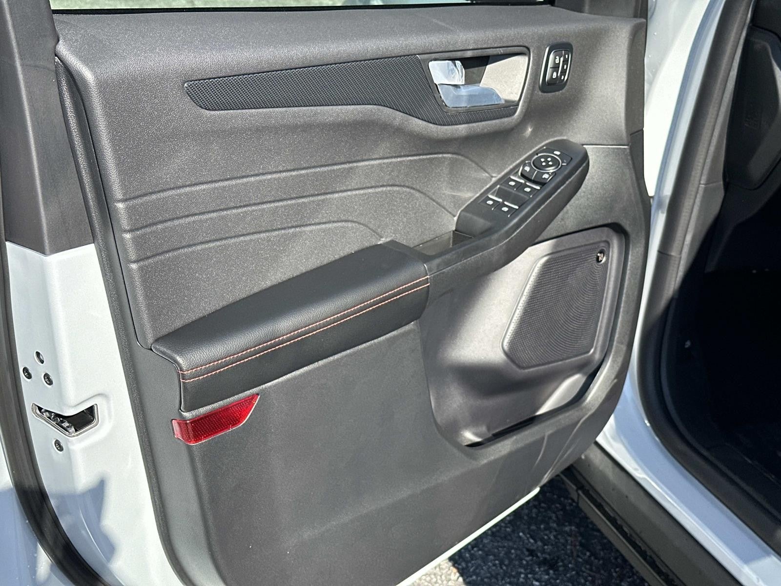 2026 Ford Escape ST-LINE SELECT AWD