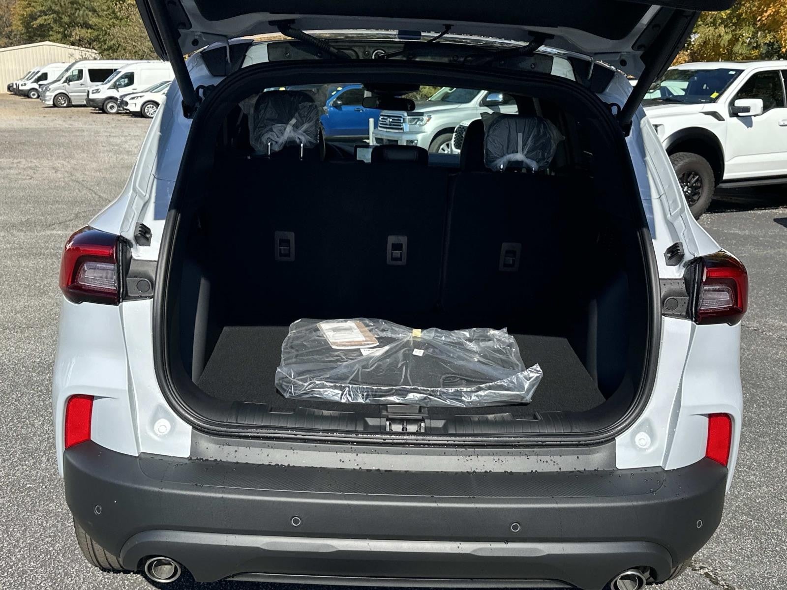 2026 Ford Escape ST-LINE SELECT AWD