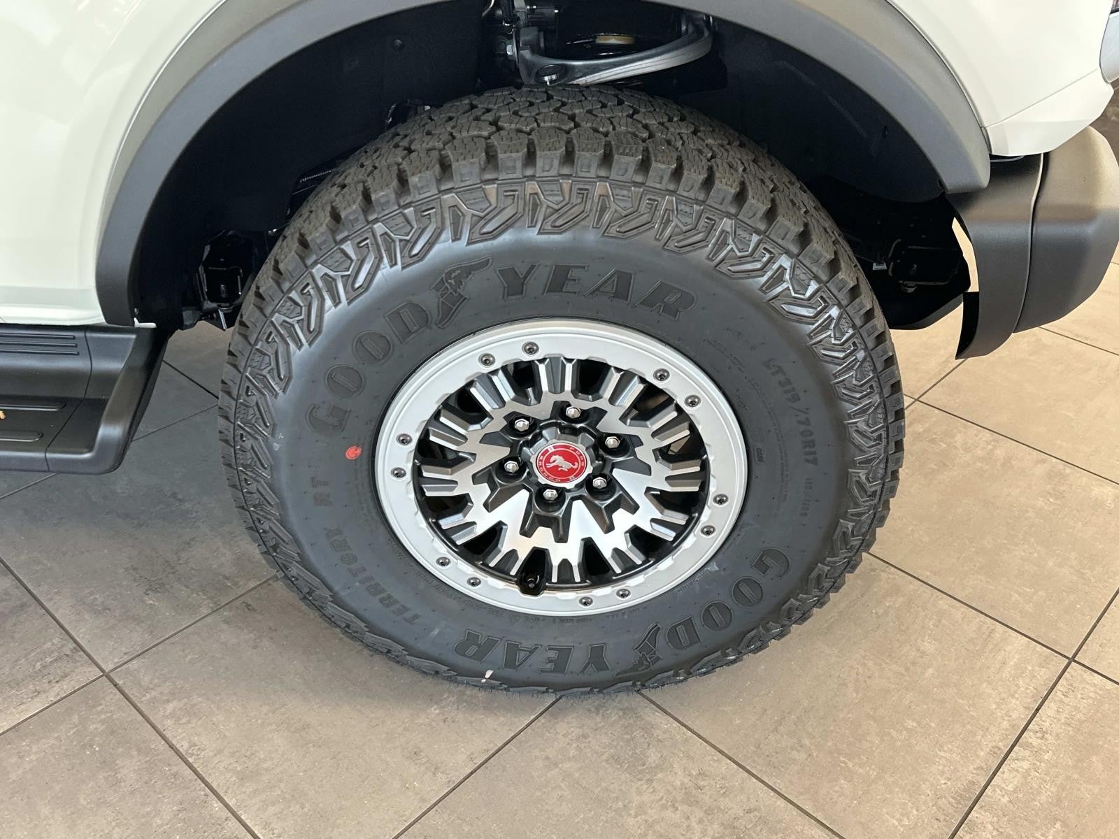 2025 Ford Bronco OUTER BANKS 4 DOOR 4X4