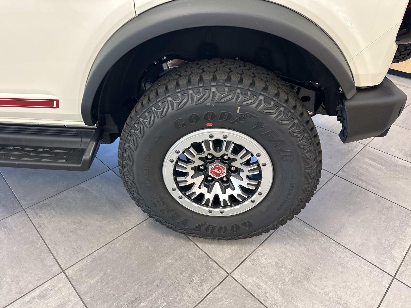 2025 Ford Bronco OUTER BANKS 4 DOOR 4X4