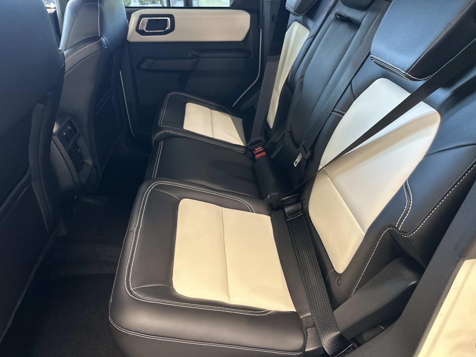 2025 Ford Bronco OUTER BANKS 4 DOOR 4X4