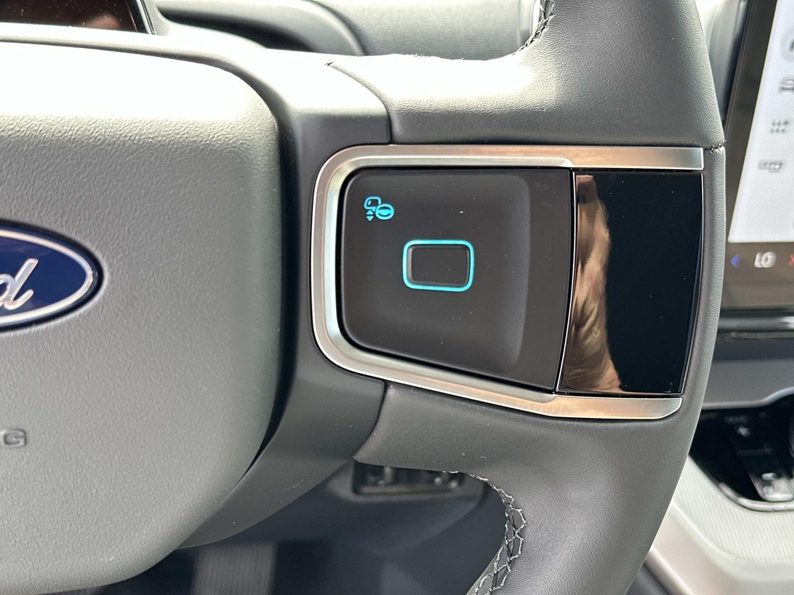 2026 Ford Expedition Max ACTIVE 4X2