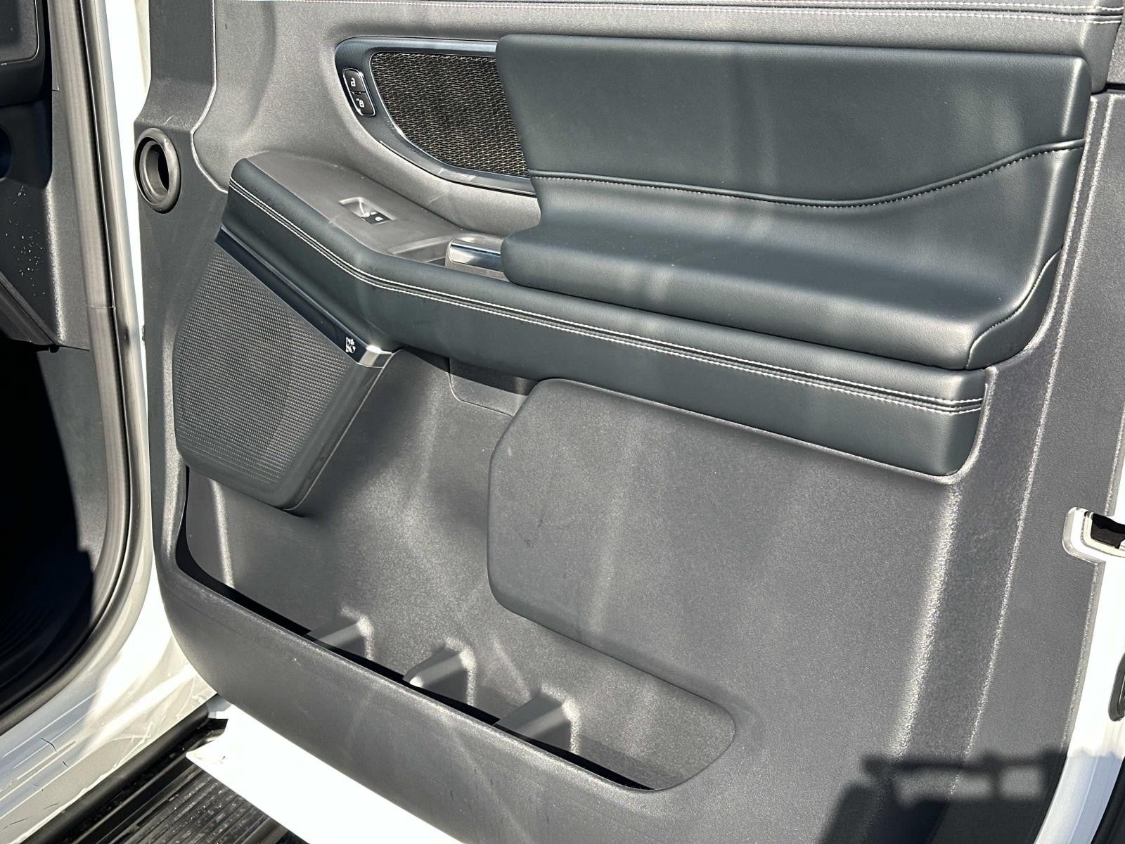 2026 Ford Expedition Max PLATINUM 4X4