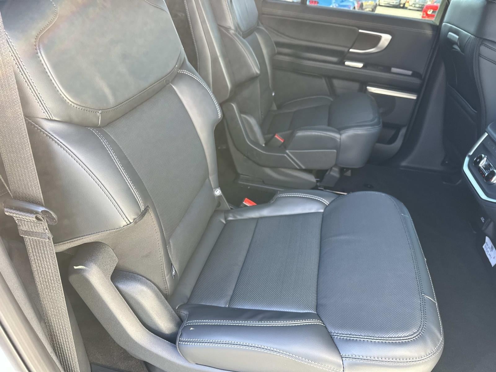 2026 Ford Expedition Max PLATINUM 4X4