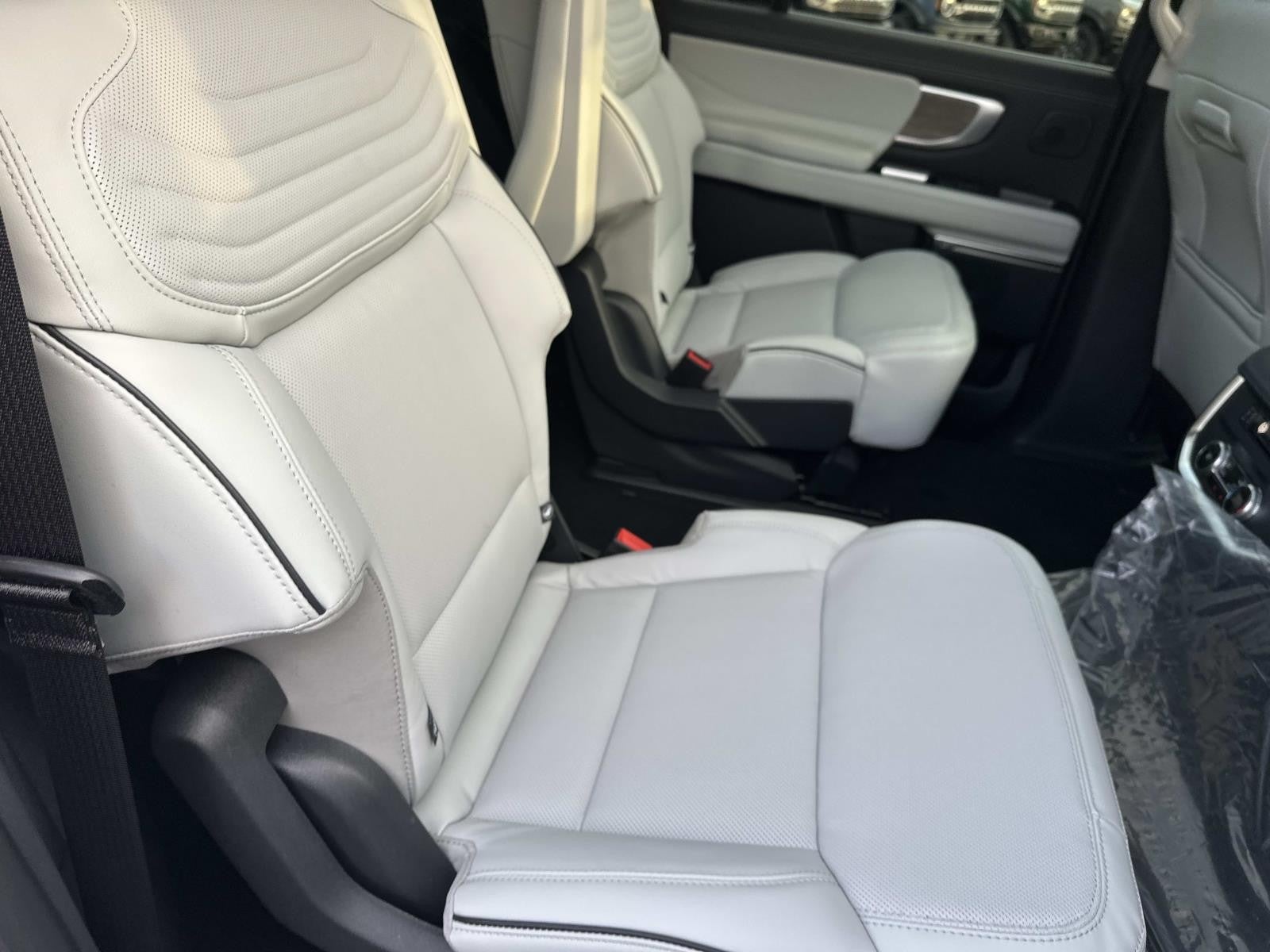 2026 Ford Expedition Max PLATINUM 4X4