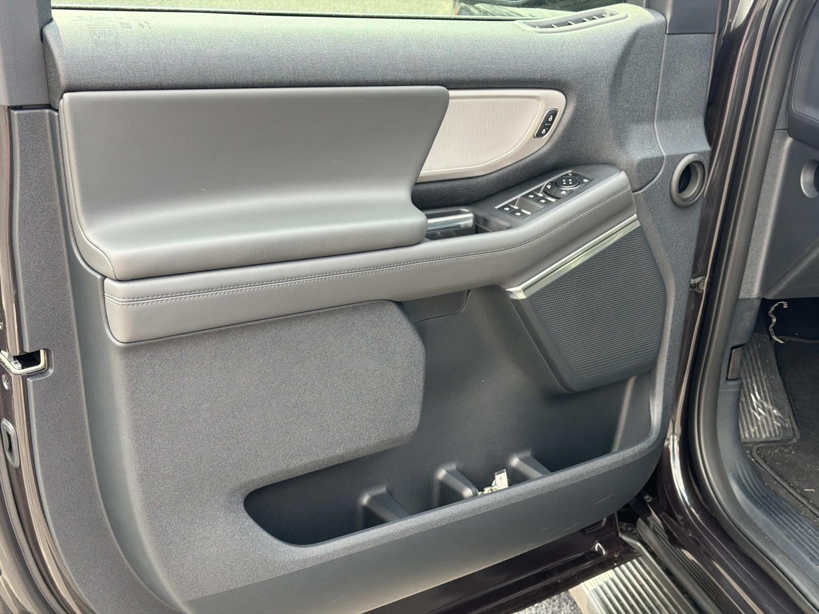 2026 Ford Expedition ACTIVE 4X2