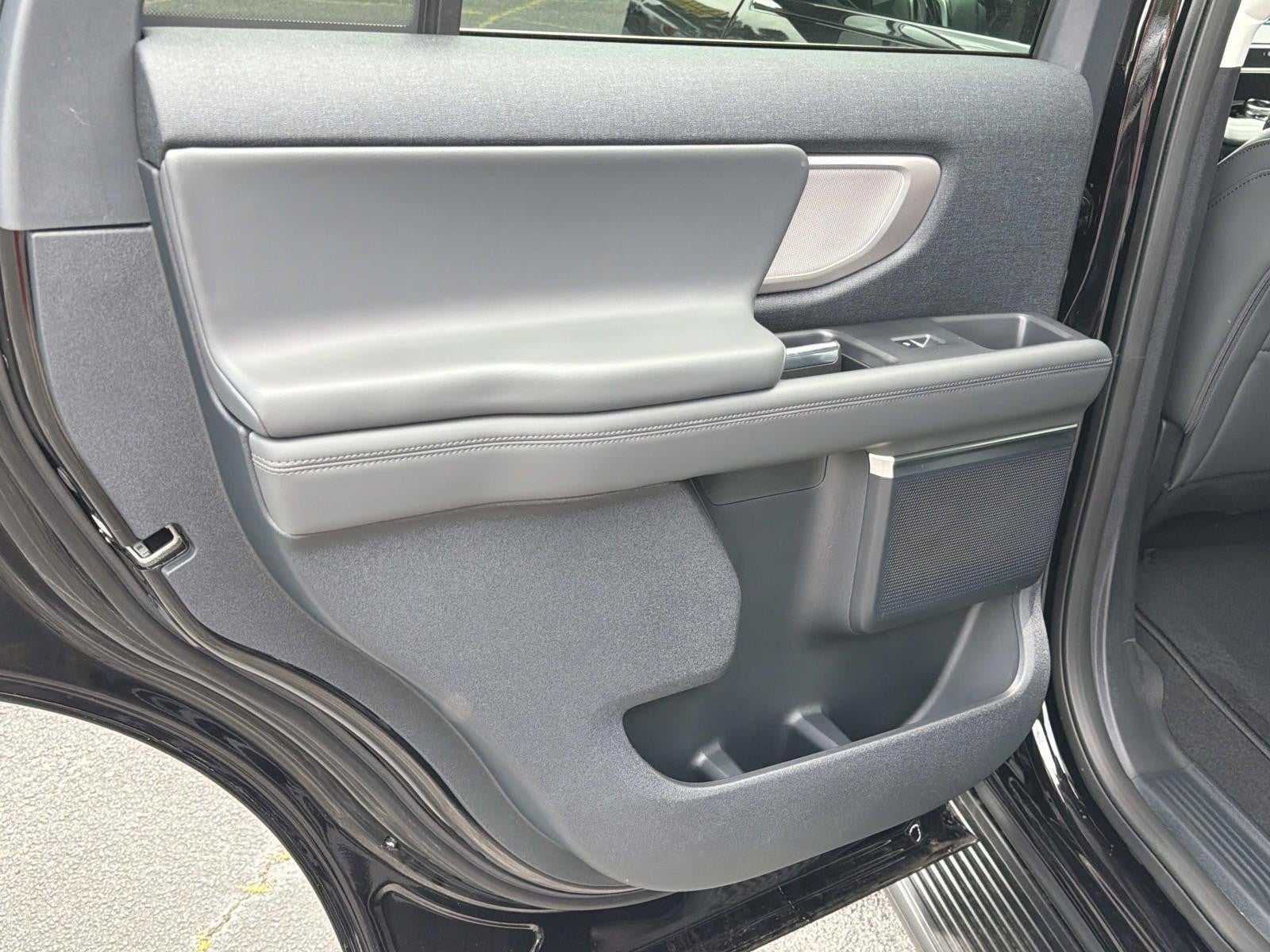 2026 Ford Expedition ACTIVE 4X2