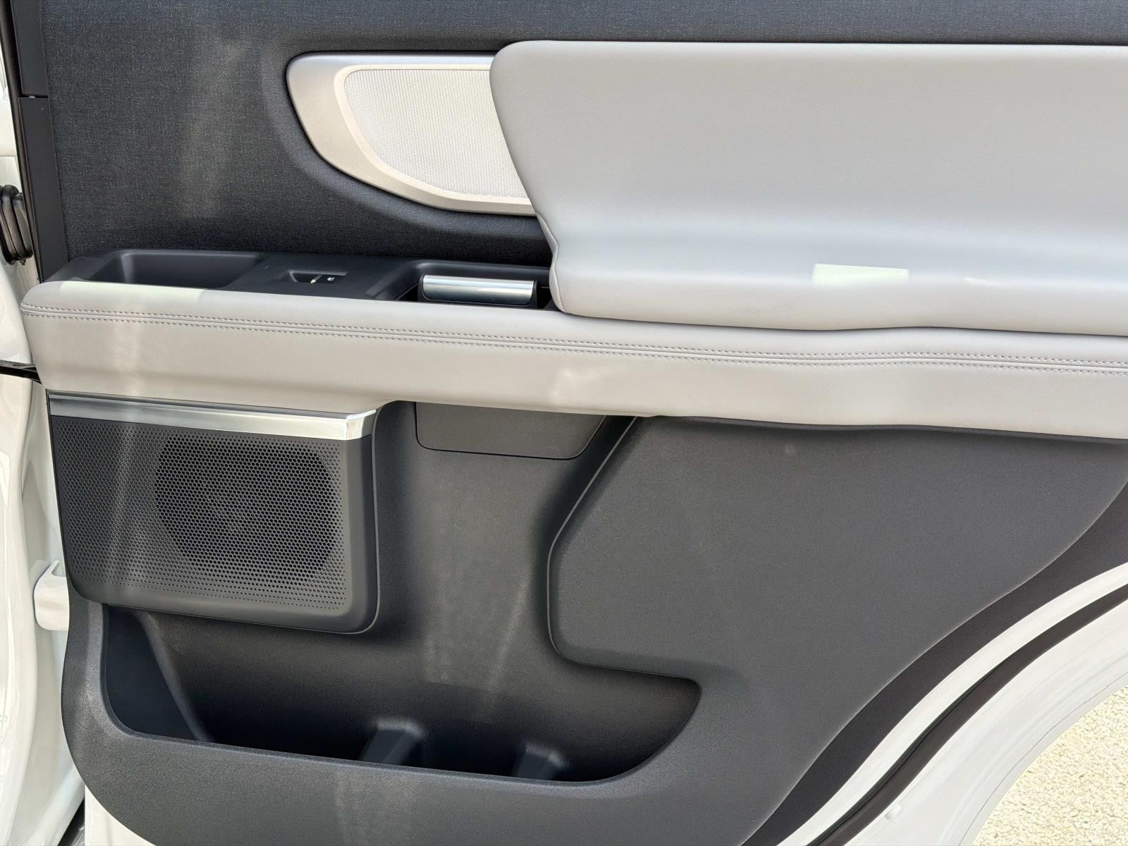 2026 Ford Expedition ACTIVE 4X2