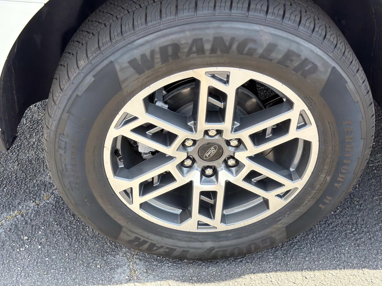 2026 Ford Expedition ACTIVE 4X2