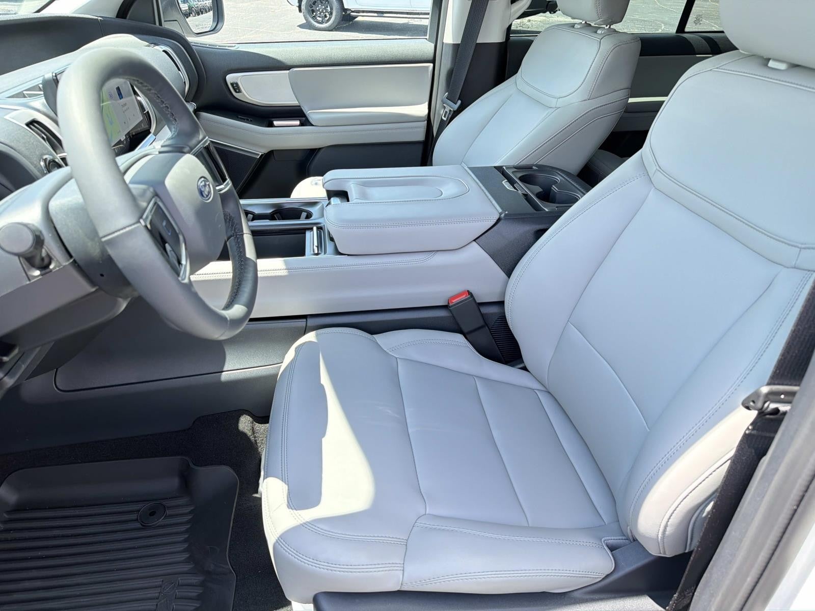 2026 Ford Expedition ACTIVE 4X2