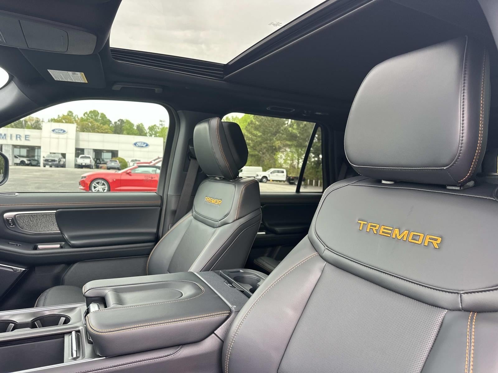 2026 Ford Expedition TREMOR 4X4