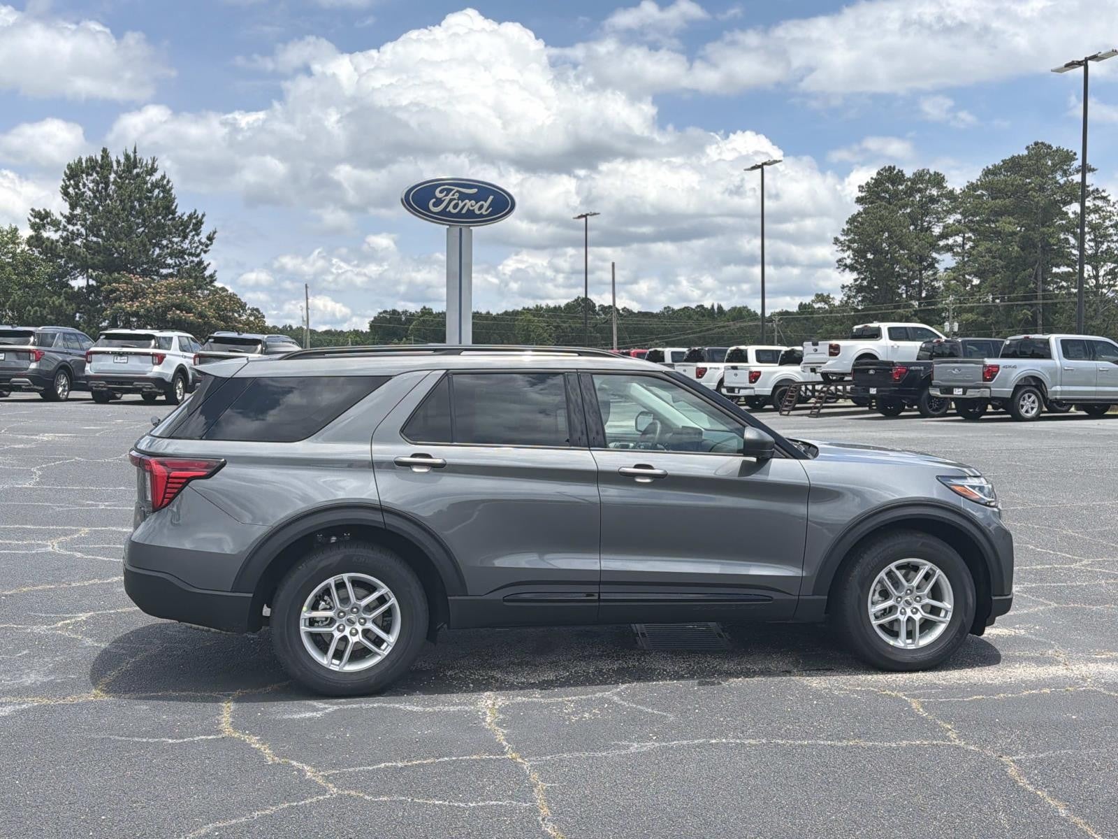 2026 Ford Explorer ACTIVE RWD