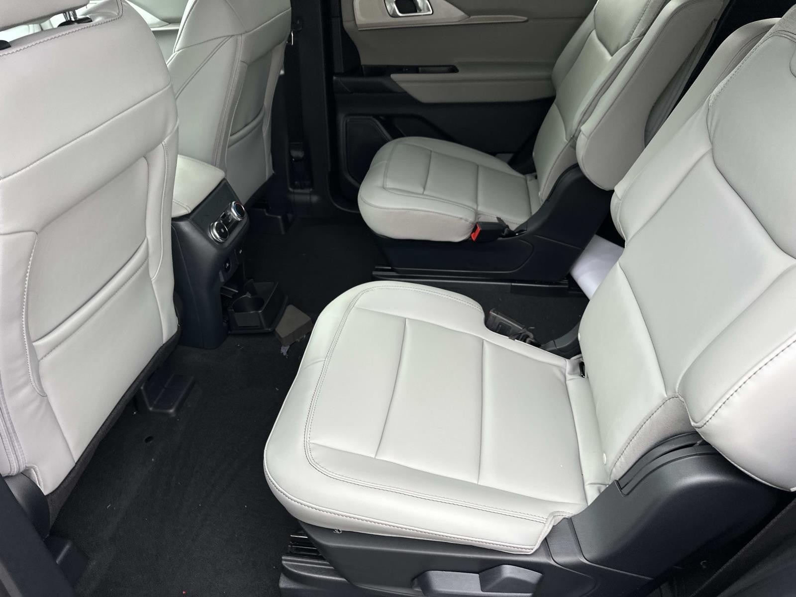 2026 Ford Explorer ACTIVE RWD