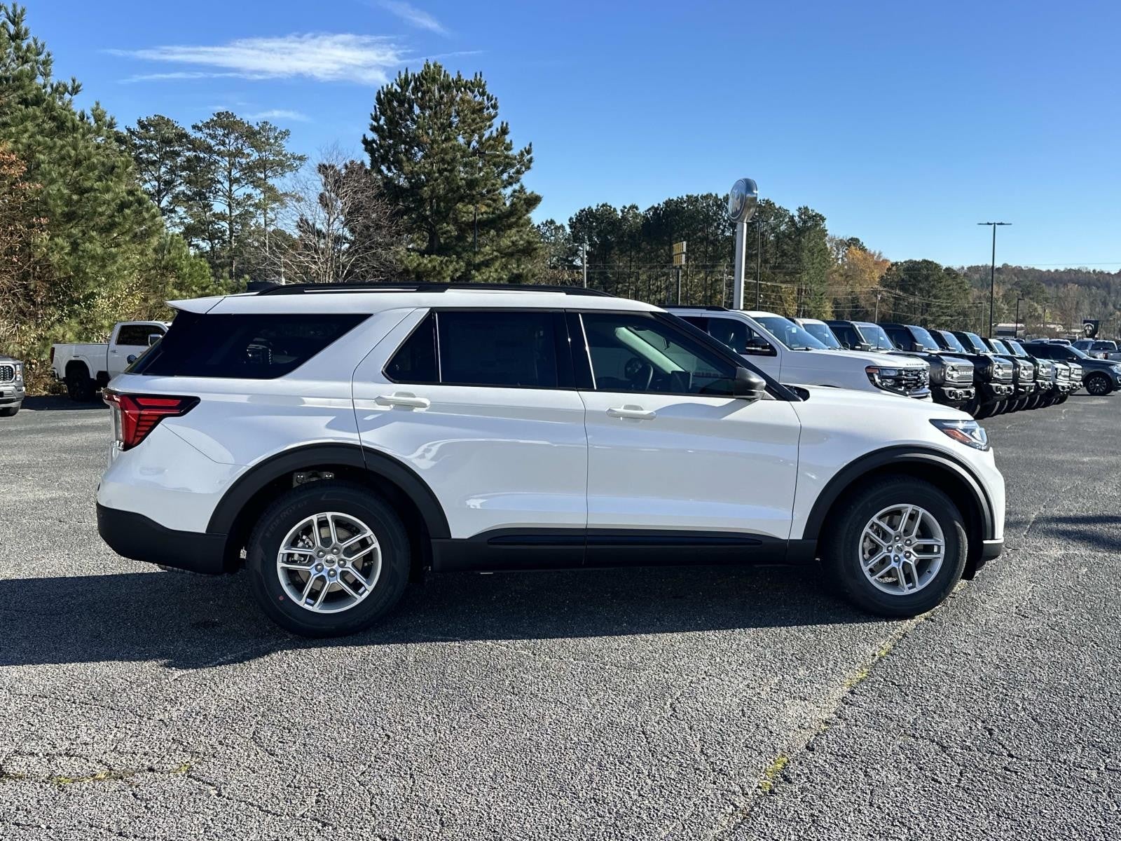 2026 Ford Explorer ACTIVE RWD