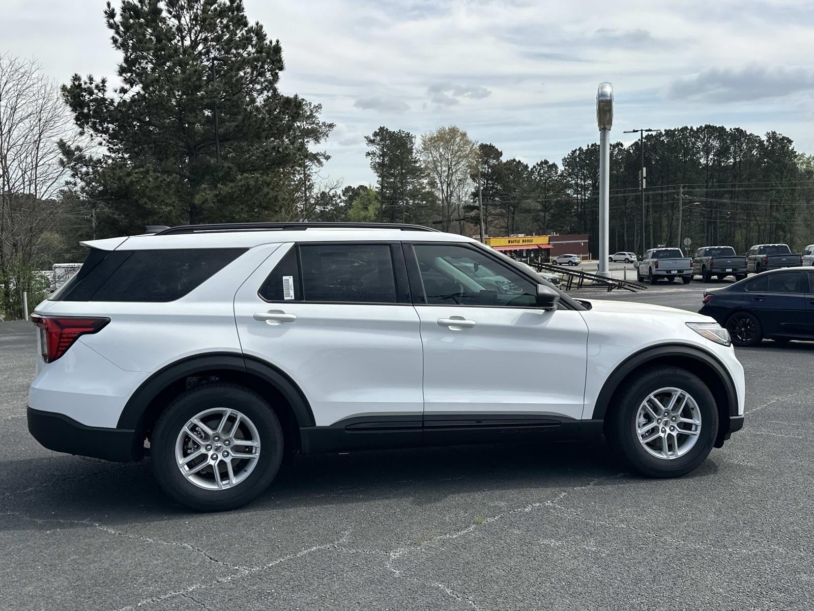 2026 Ford Explorer ACTIVE RWD