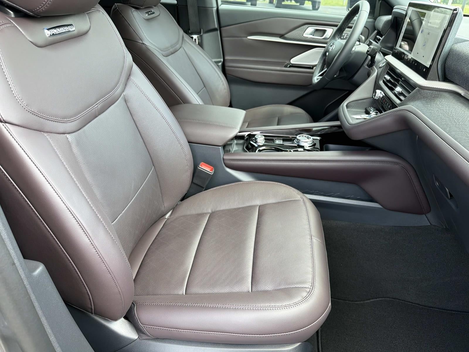 2026 Ford Explorer PLATINUM RWD