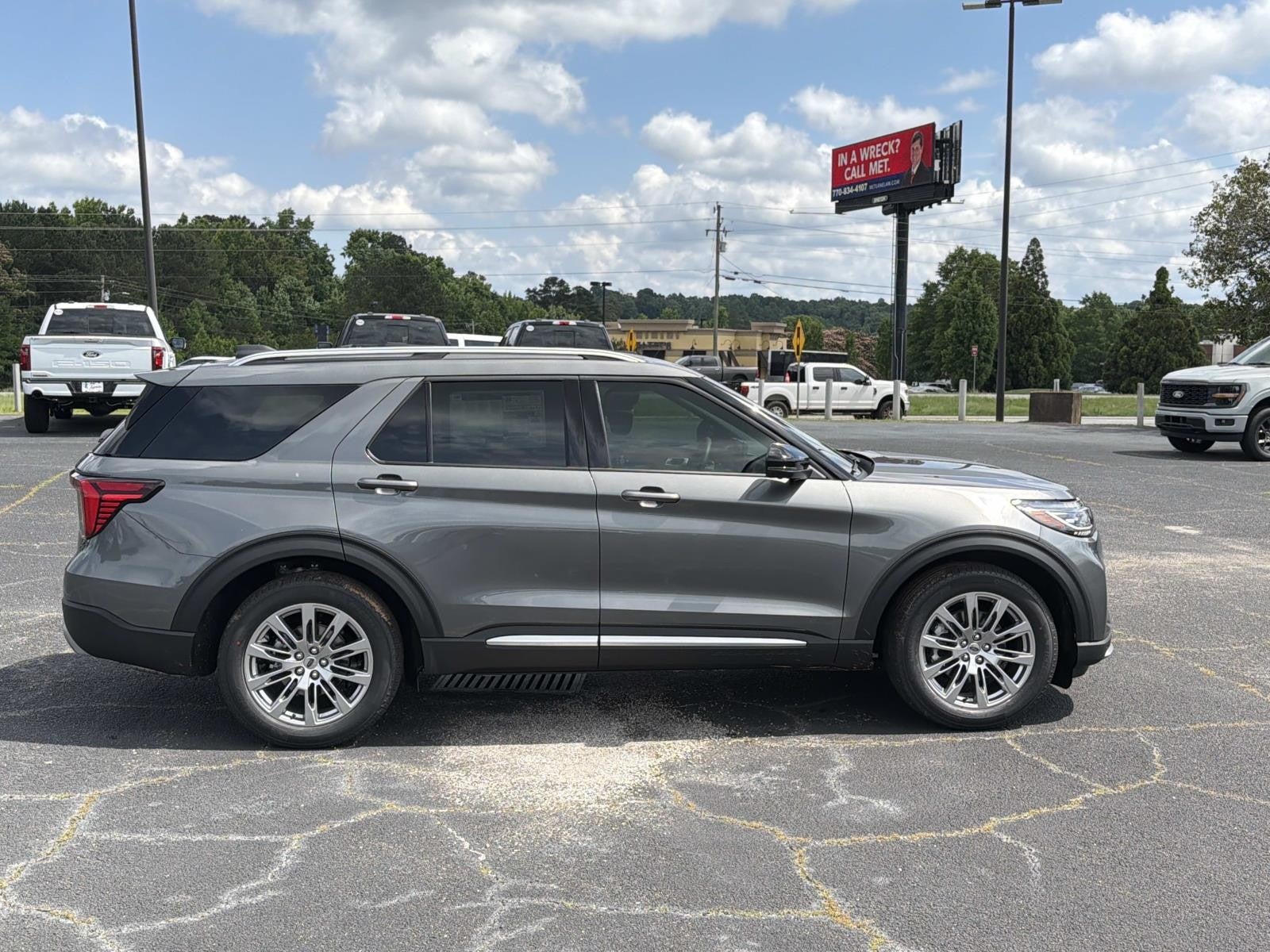 2026 Ford Explorer PLATINUM RWD