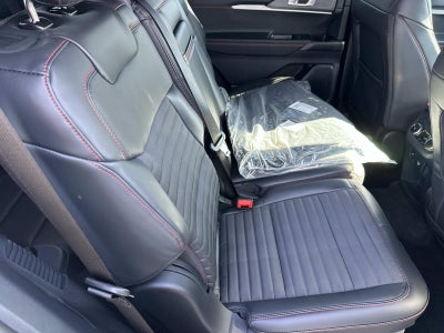 2026 Ford Explorer ST-LINE RWD