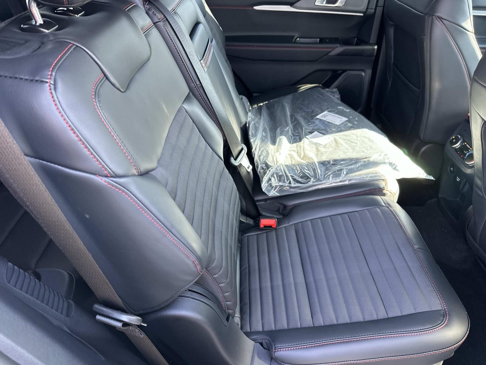 2026 Ford Explorer ST-LINE RWD