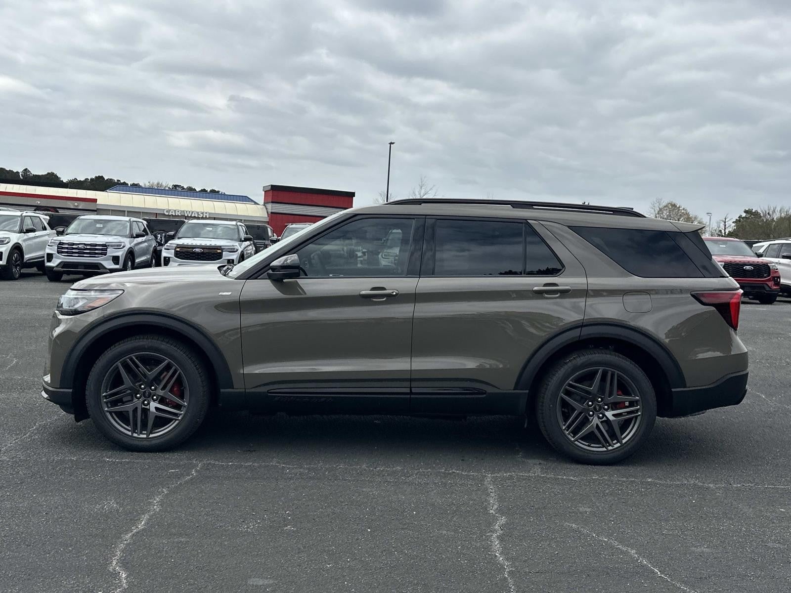 2026 Ford Explorer ST-LINE RWD