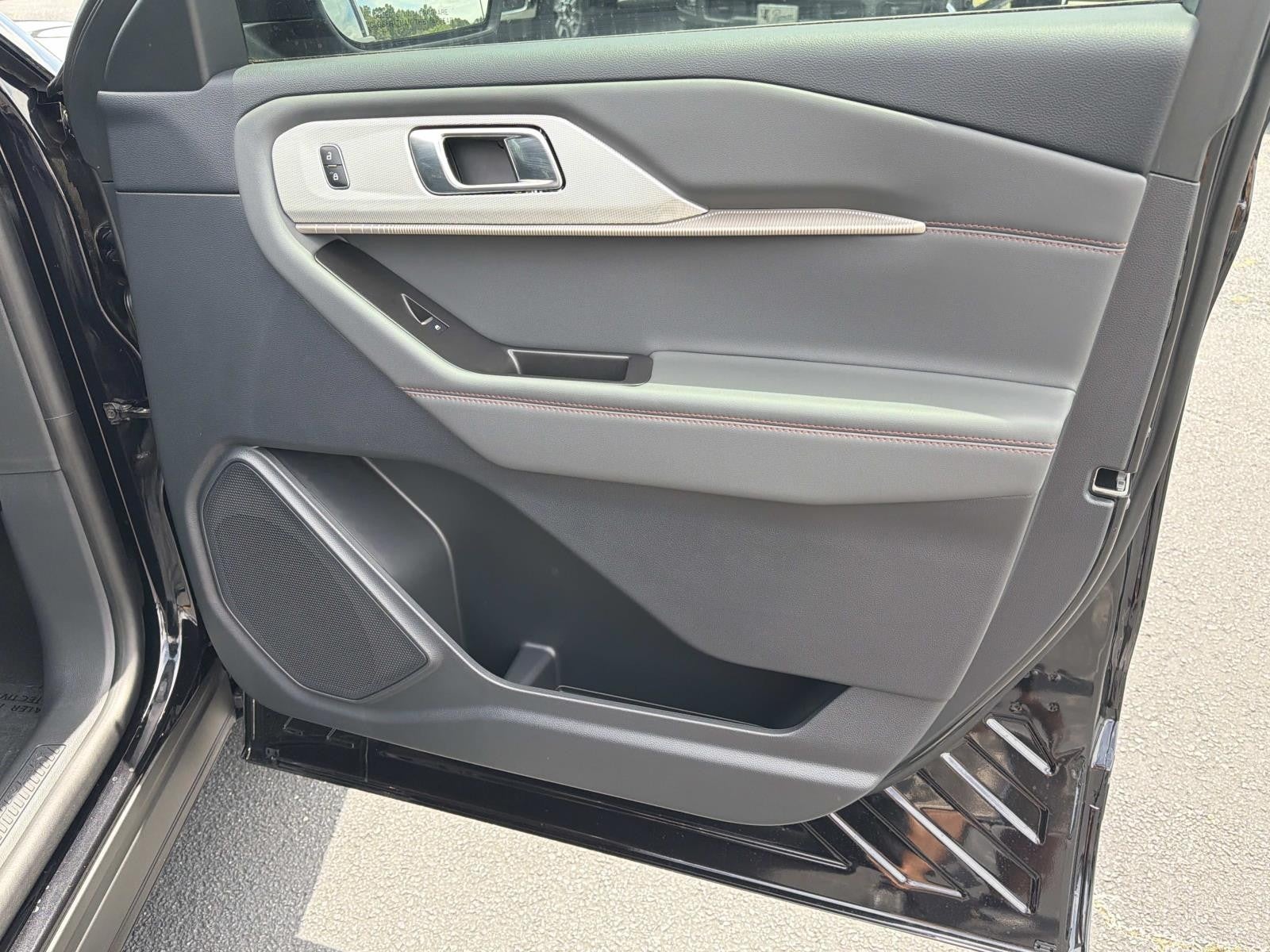 2026 Ford Explorer ACTIVE W/200A PKG 4WD