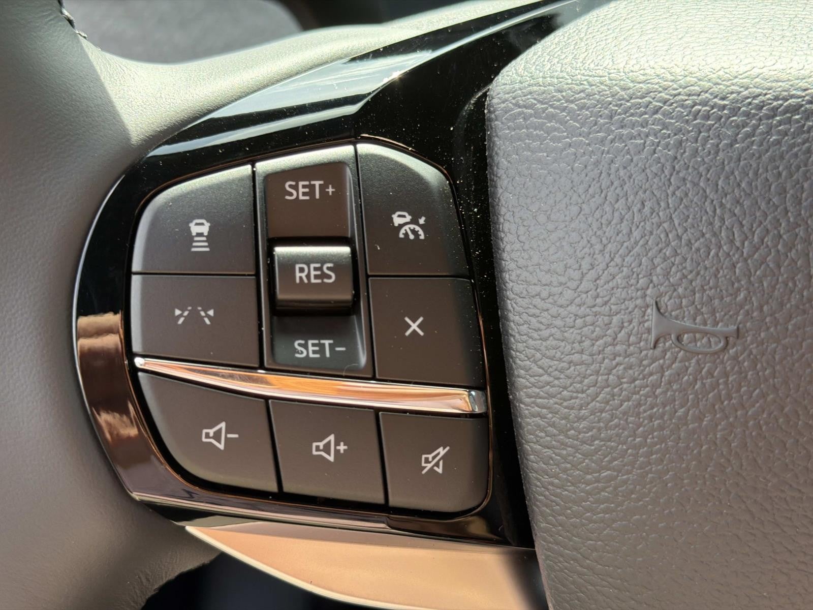 2026 Ford Explorer PLATINUM 4WD