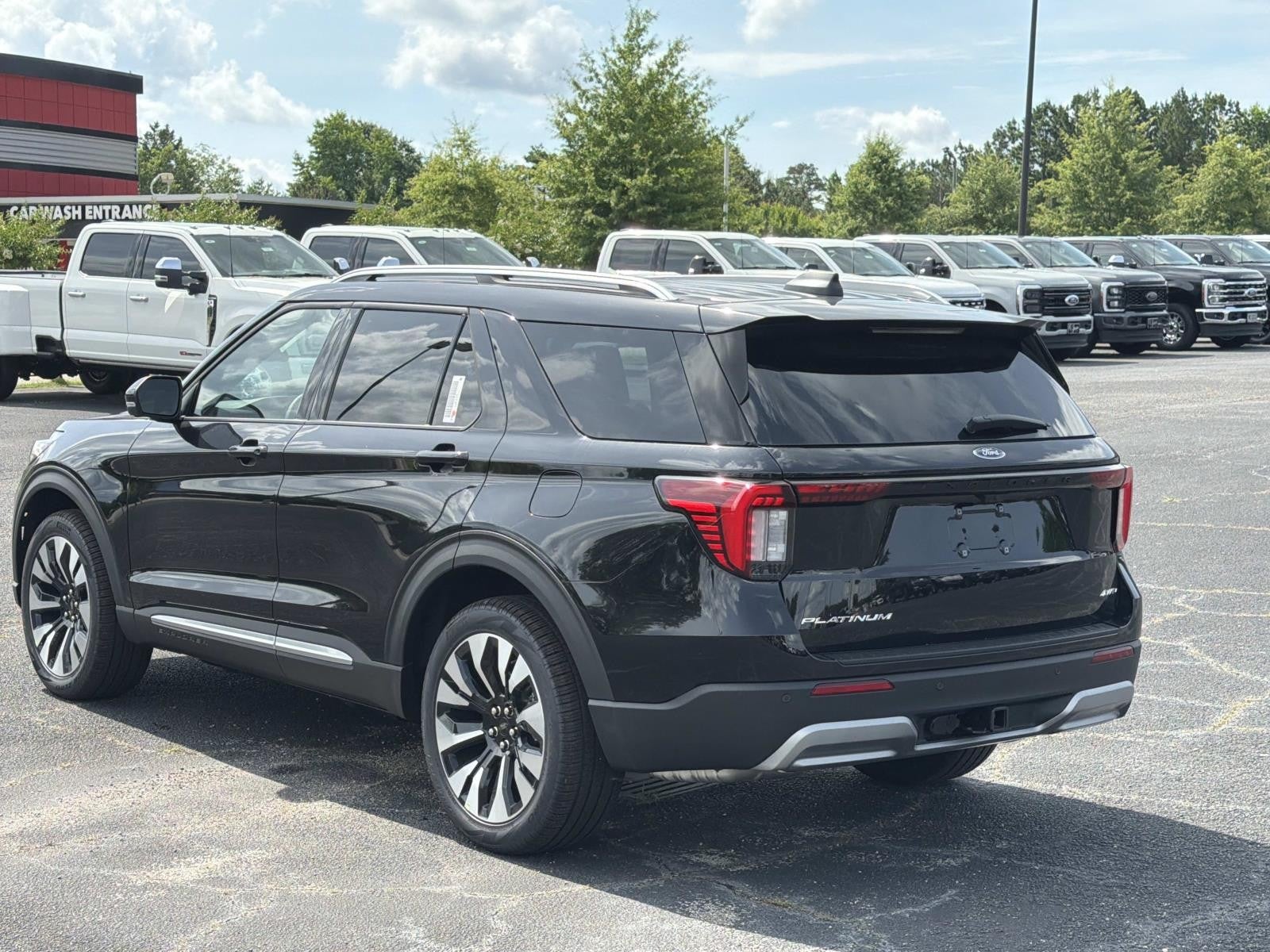 2026 Ford Explorer PLATINUM 4WD