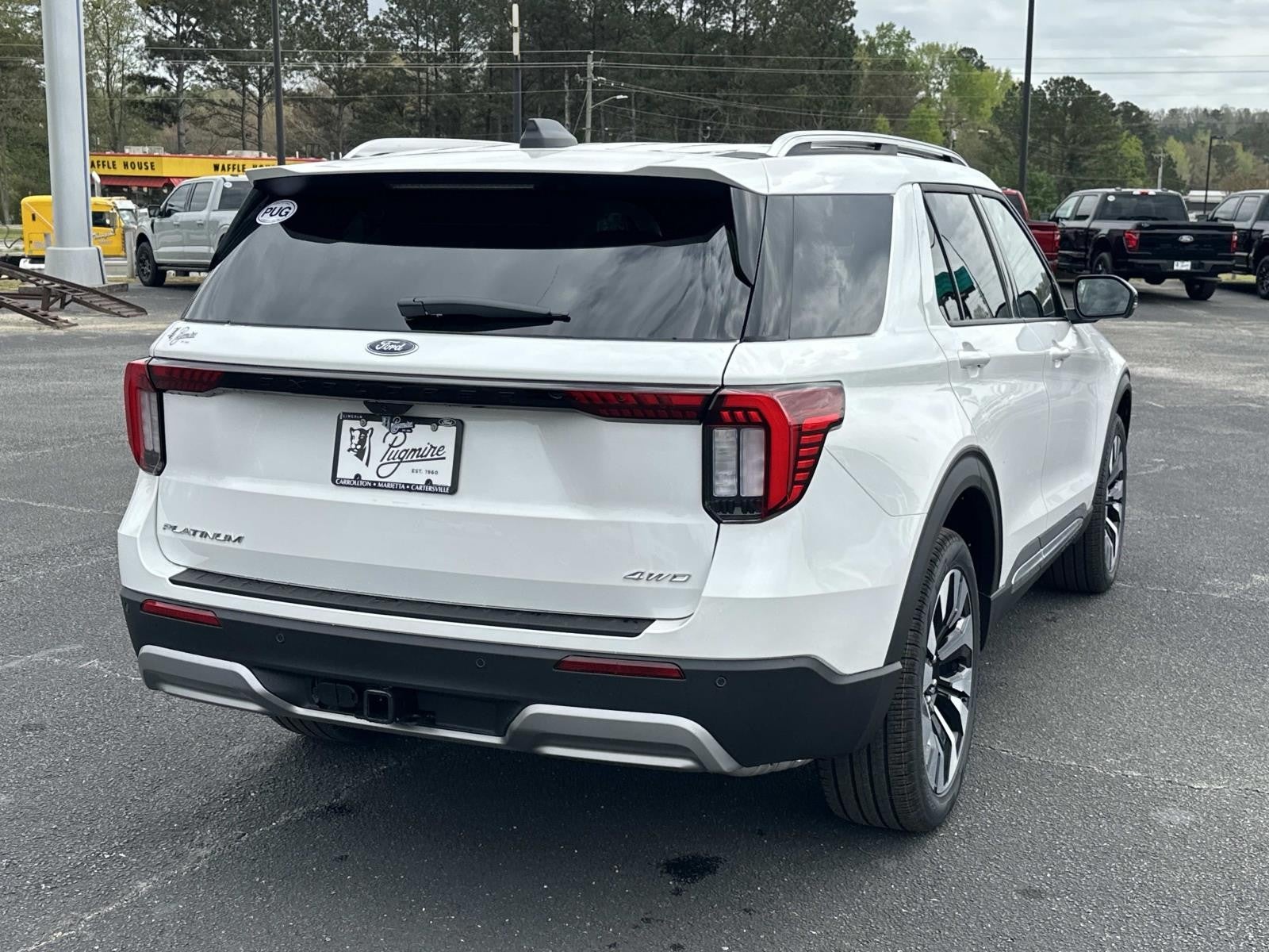 2026 Ford Explorer PLATINUM 4WD