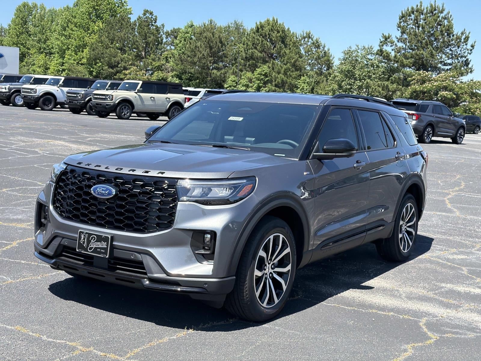 2026 Ford Explorer ST-LINE 4WD