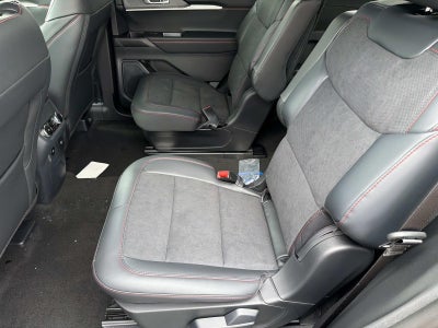 2026 Ford Explorer ST RWD