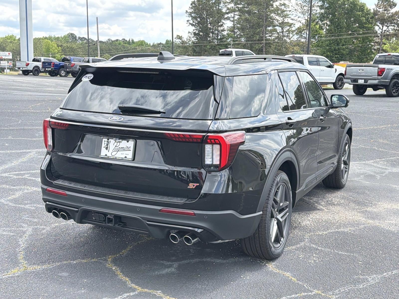 2026 Ford Explorer ST RWD
