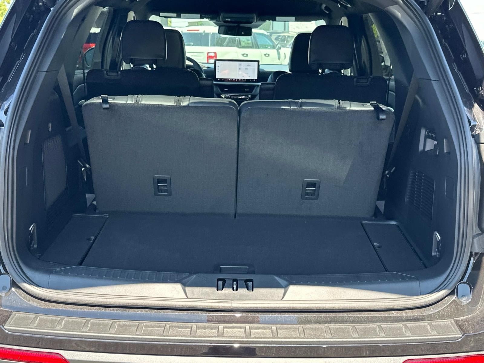 2025 Ford Explorer ST RWD