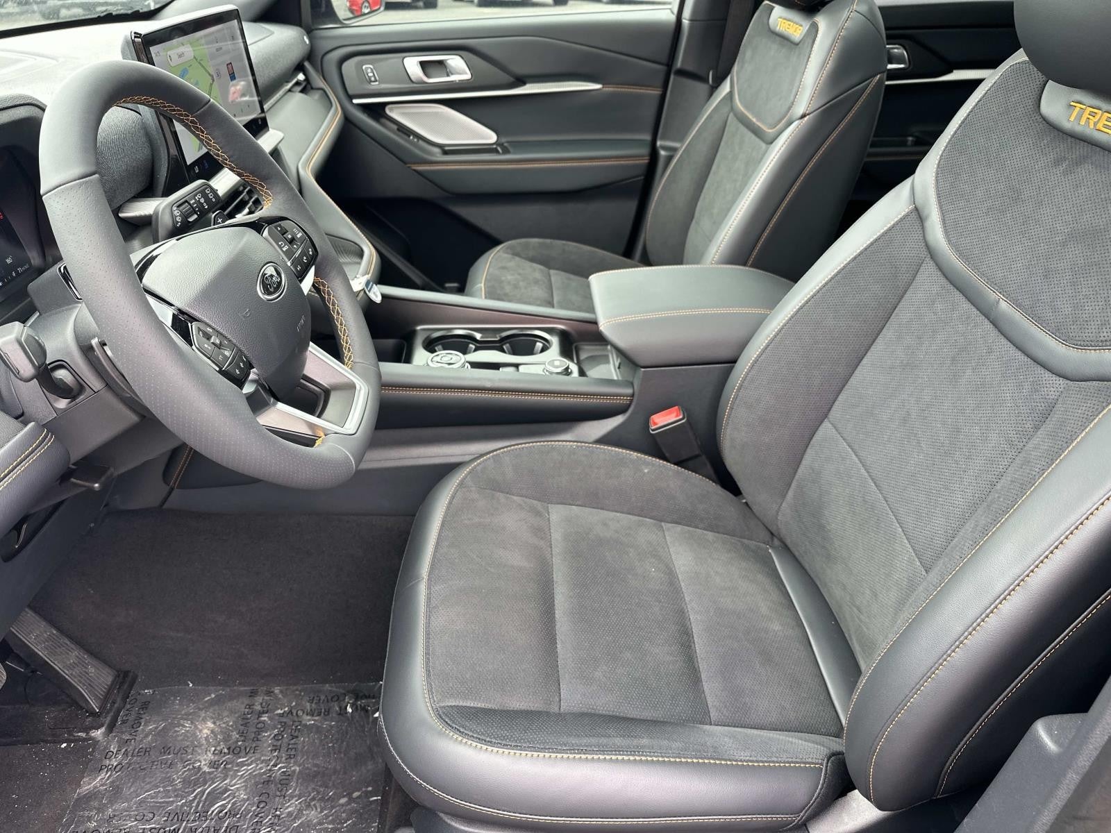 2026 Ford Explorer TREMOR 4WD