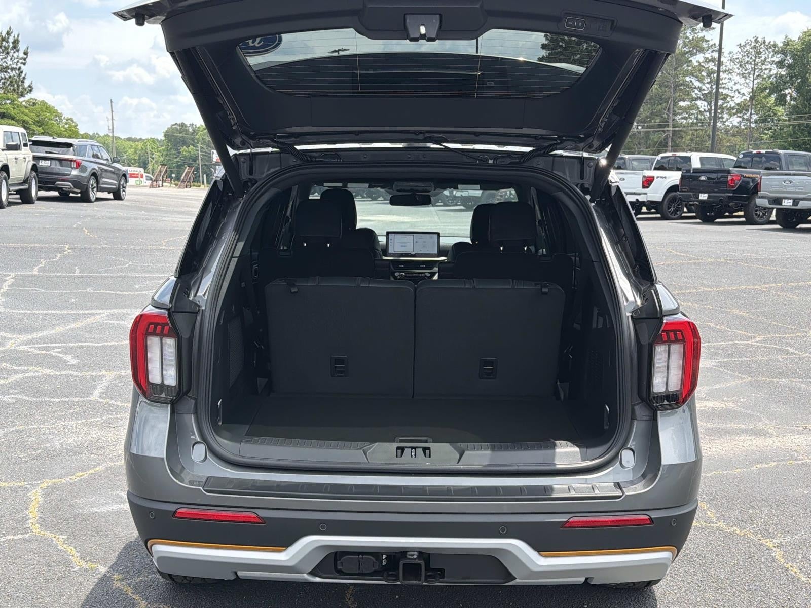 2026 Ford Explorer TREMOR 4WD