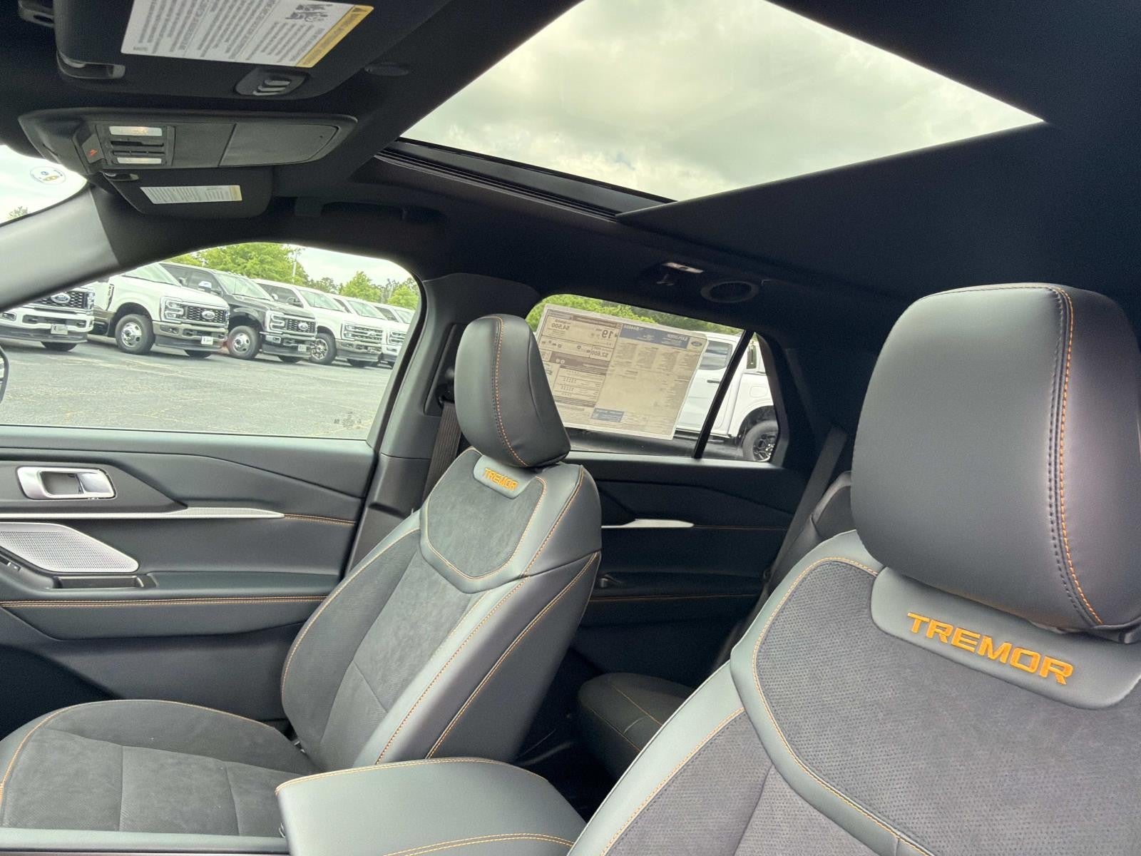 2026 Ford Explorer TREMOR 4WD