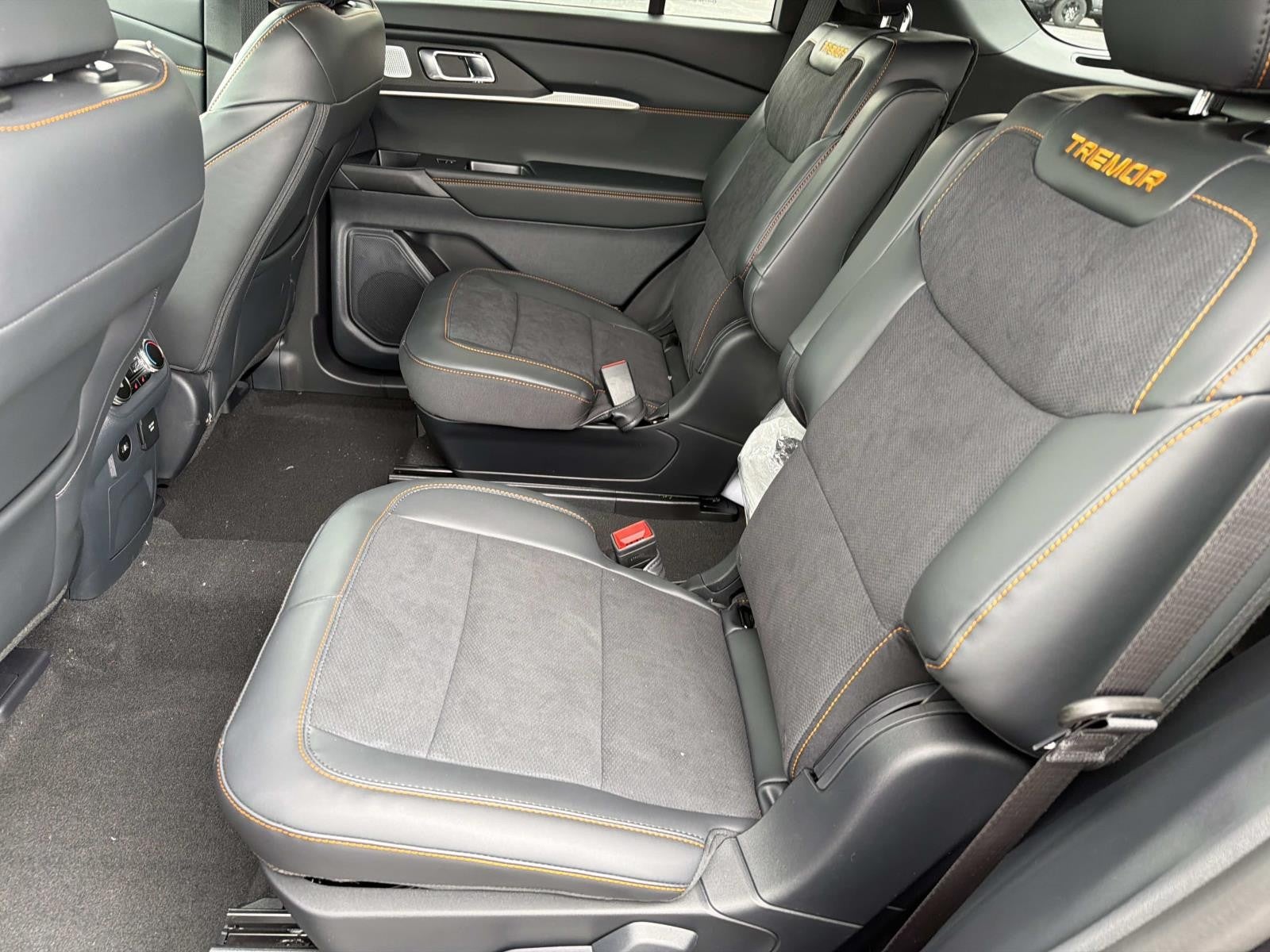 2026 Ford Explorer TREMOR 4WD