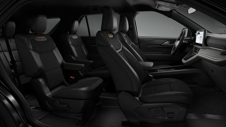 2026 Ford Explorer TREMOR 4WD