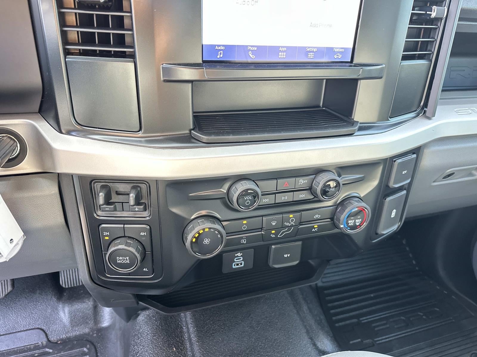 2025 Ford Super Duty F-250 SRW XL 4WD CREW CAB 8' BOX