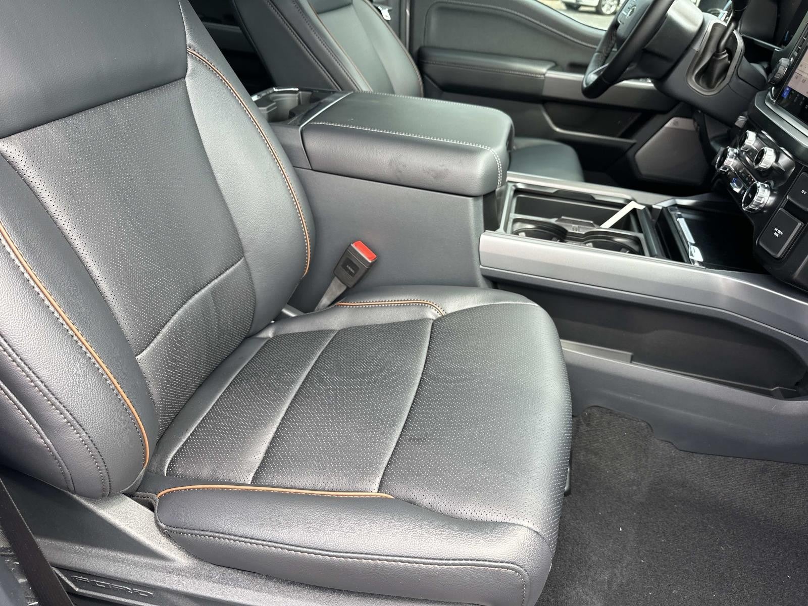 2026 Ford Super Duty F-250 SRW LARIAT 4WD CREW CAB 6.75'