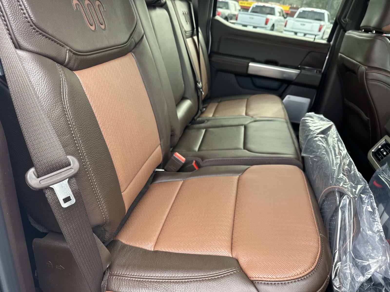 2026 Ford Super Duty F-350 SRW KING RANCH 4WD CREW CAB 6