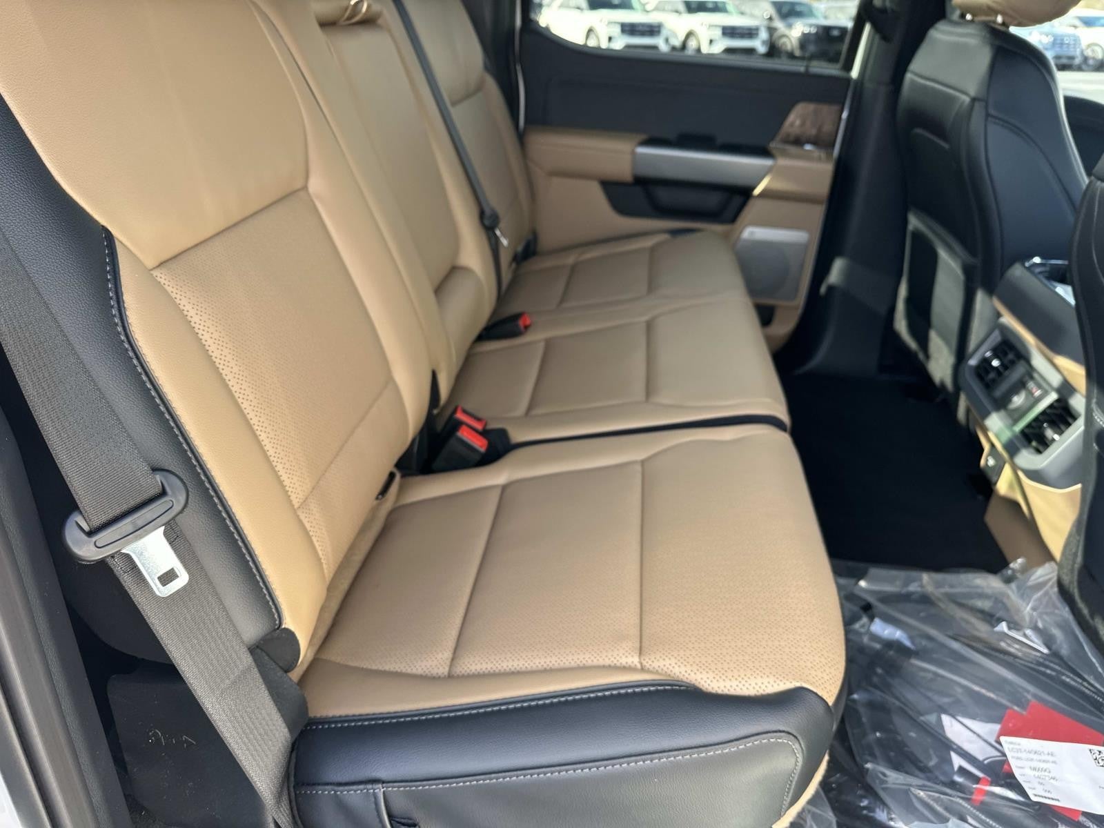 2026 Ford Super Duty F-350 SRW LARIAT 4WD CREW CAB 6.75'