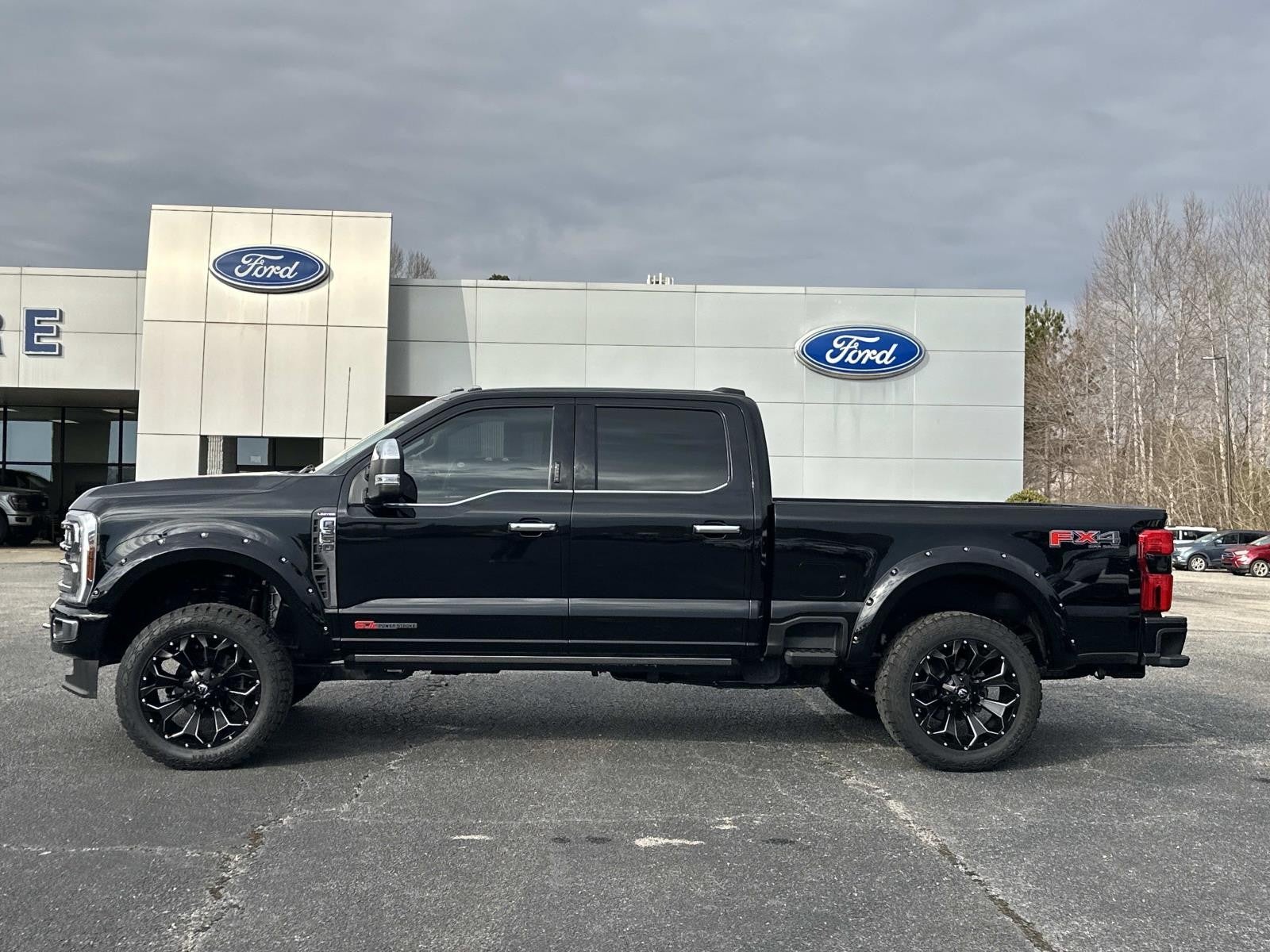 2024 Ford Super Duty F-350 SRW Limited