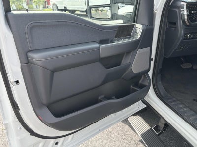 2026 Ford Super Duty F-350 DRW LARIAT 4WD CREW CAB 8' BO