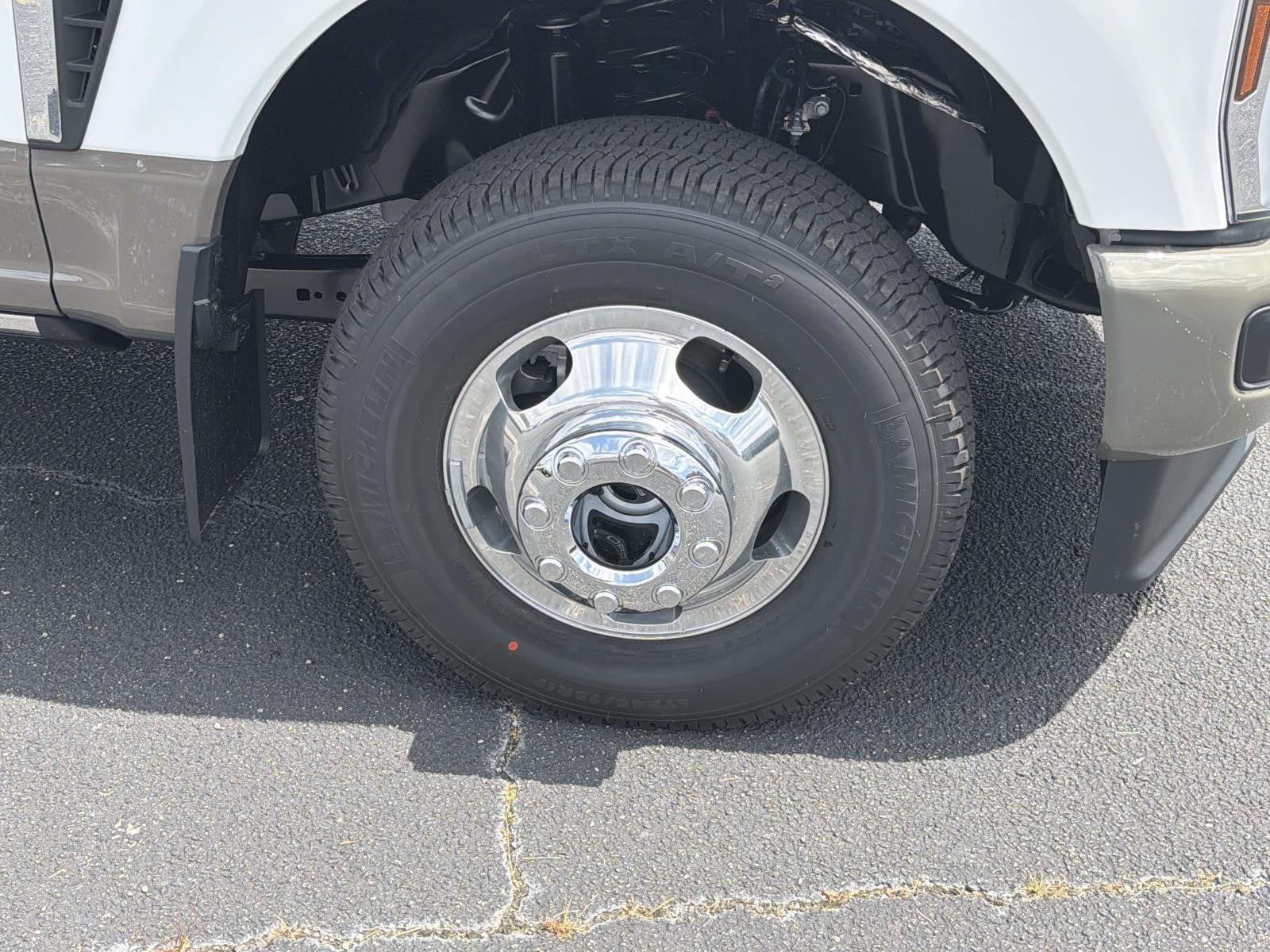 2026 Ford Super Duty F-350 DRW KING RANCH 4WD CREW CAB 8