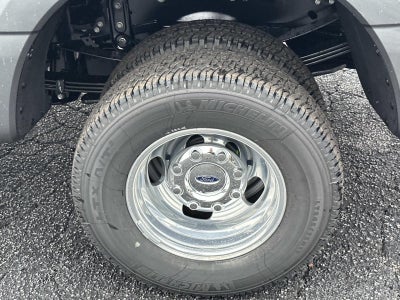 2026 Ford Super Duty F-350 DRW XL 4WD CREW CAB 8' BOX