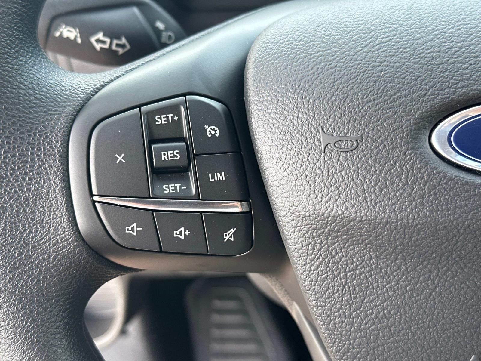 2025 Ford Transit Cargo Van T-250 148 MED RF 9070 GV